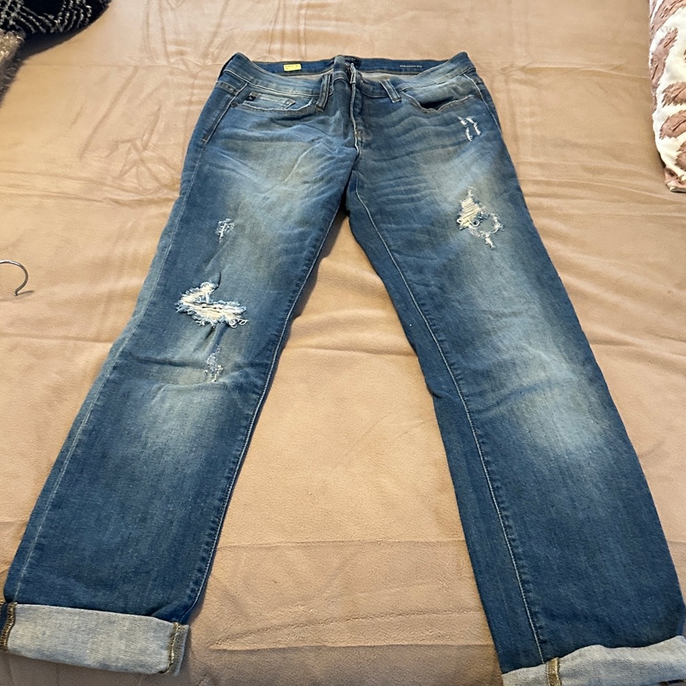 Judy Blue Women’s Relaxed Distressed Denim
